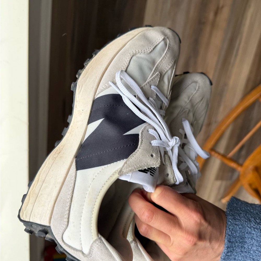 Stylish White and Black Men's Sneakers